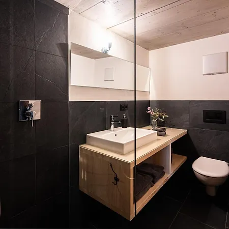 Lexar Hues Apartment